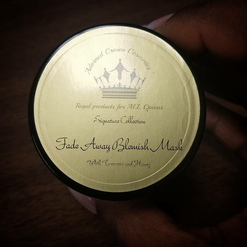 Fade Away Blemish Mask With Turmeric and Honey